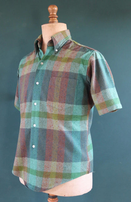 Vintage 1970s 70s Kennington California nubby windowpane checked short sleeve button down collar shirt green teal blue 44" chest Ivy style