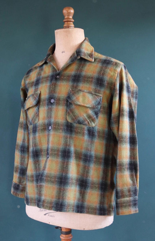 Vintage 1960s 60s 1970s 70s green blue black shadow plaid wool shirt Penneys Towncraft 45” chest loop collar