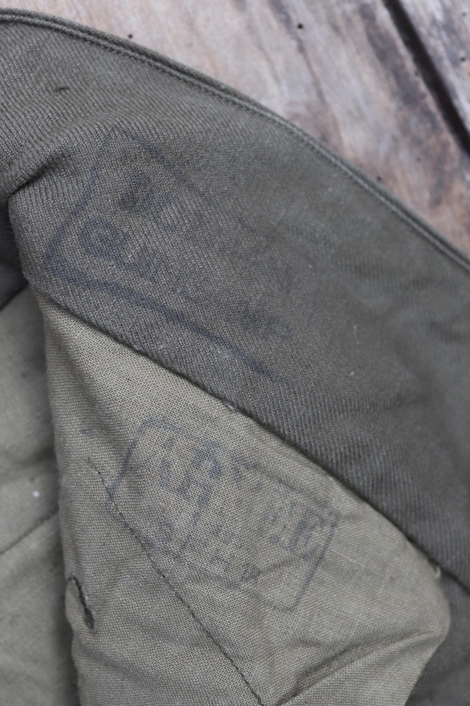 Vintage French workwear trousers cargo pants M47 M-47 khaki green 1940s 1950s cotton overalls army military 37” x 31” work chore