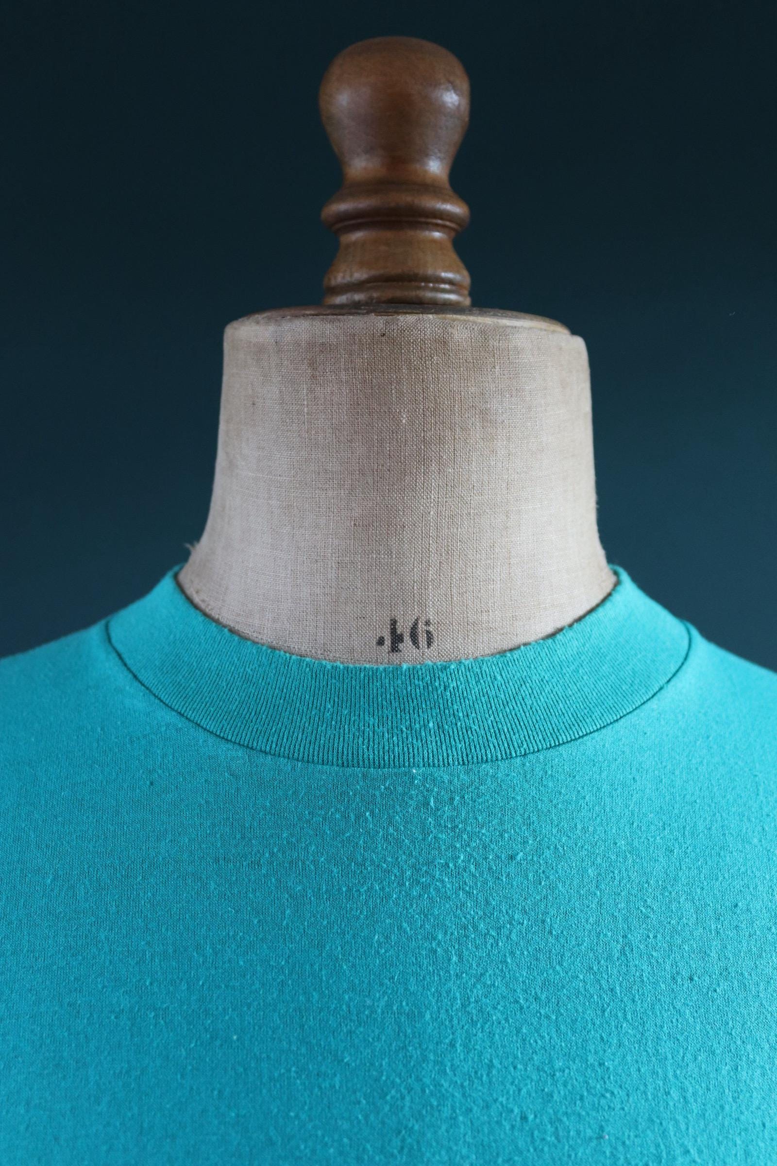 Vintage 1980s 90s surf t shirt - teal green - Kona Coast - palm tree print - sportswear - 38” chest