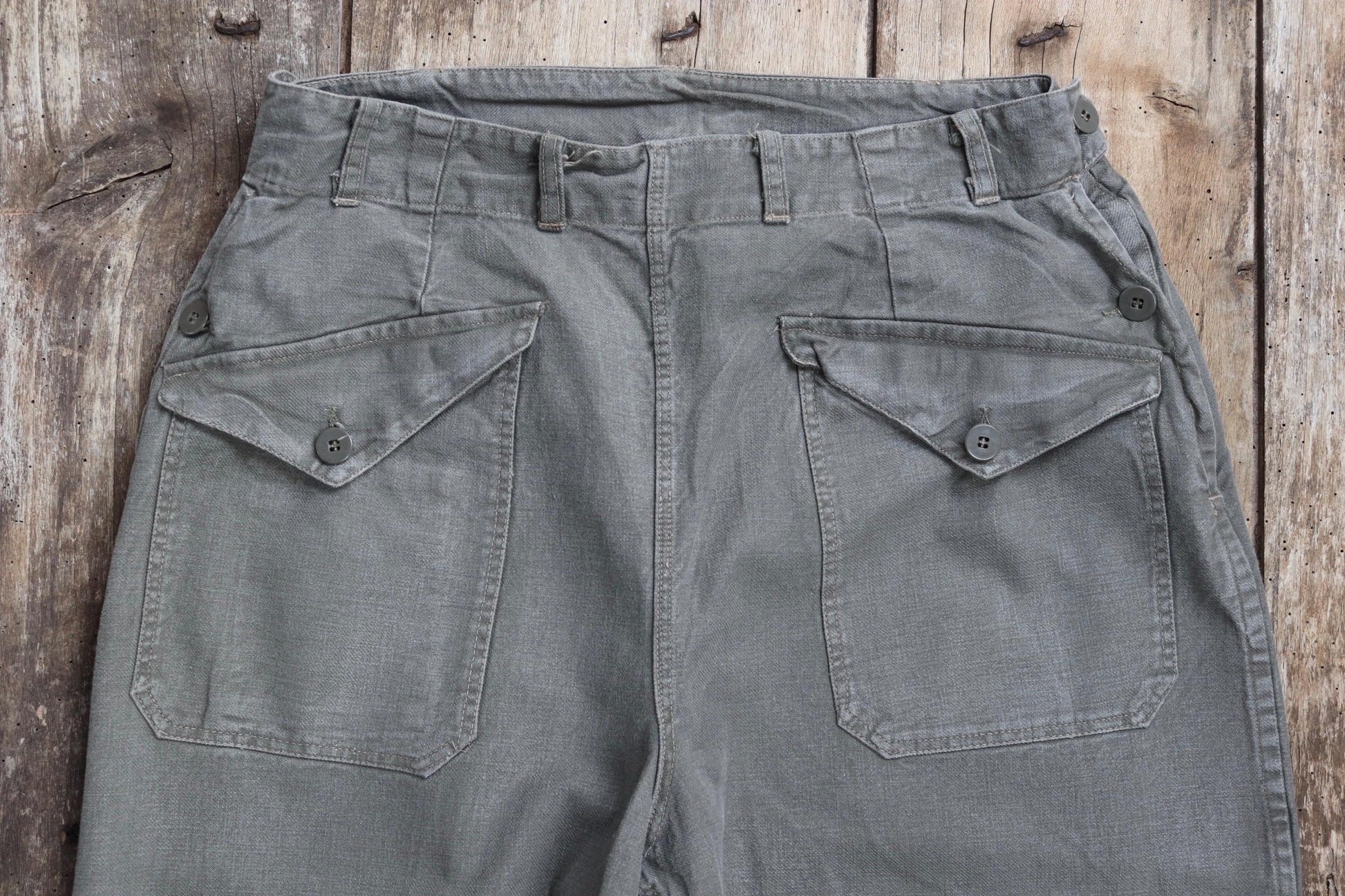Vintage 1940s 1950s Swedish cargo trousers pants military women’s cotton twill utility workwear work chore 29” 31” x 28”