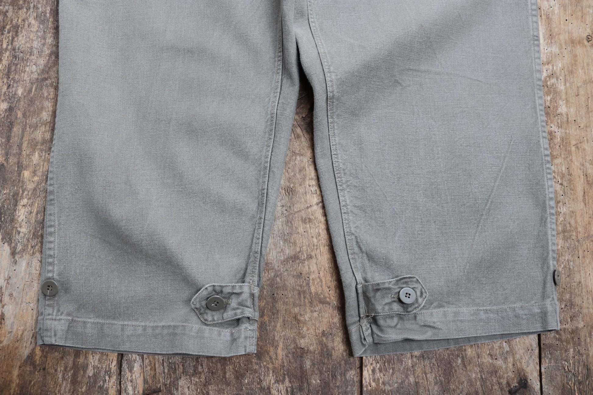 Vintage 1940s 1950s Swedish cargo trousers pants military women’s cotton twill utility workwear work chore 29” 31” x 28”