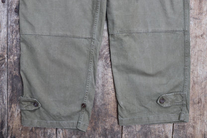 Vintage French workwear trousers cargo pants M47 M-47 French khaki green cotton overalls army military 35” x 29” 1940s 1950s work chore