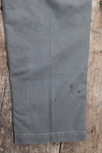 Vintage cargo pants trousers 1940s 1950s Swedish military women’s cotton twill utility field workwear work chore 26” 28” x 28”