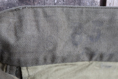 Vintage French workwear cargo pants trousers M47 M-47 khaki green cotton overalls army military 36” x 31” work chore 1940s 1950s