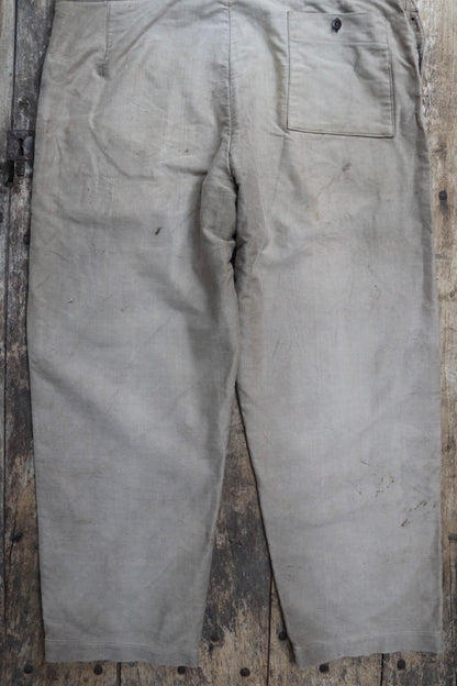 Vintage French workwear overalls dungarees 1950s moleskin brown work chore patched repaired darned 42” x 30”