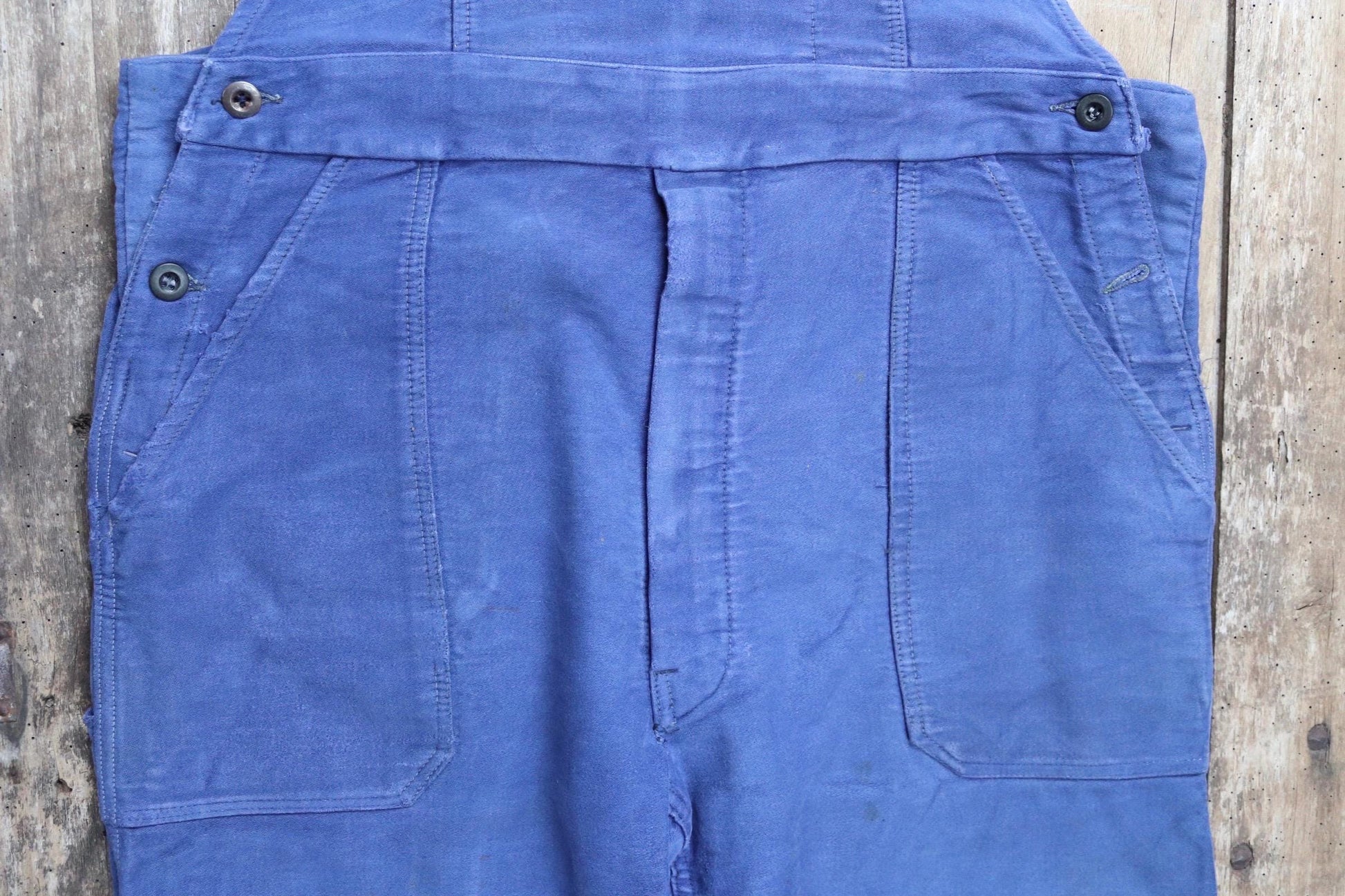 Vintage French workwear overalls dungarees moleskin work chore bib brace 39” x 28” bleu de travail repaired darned 1960s