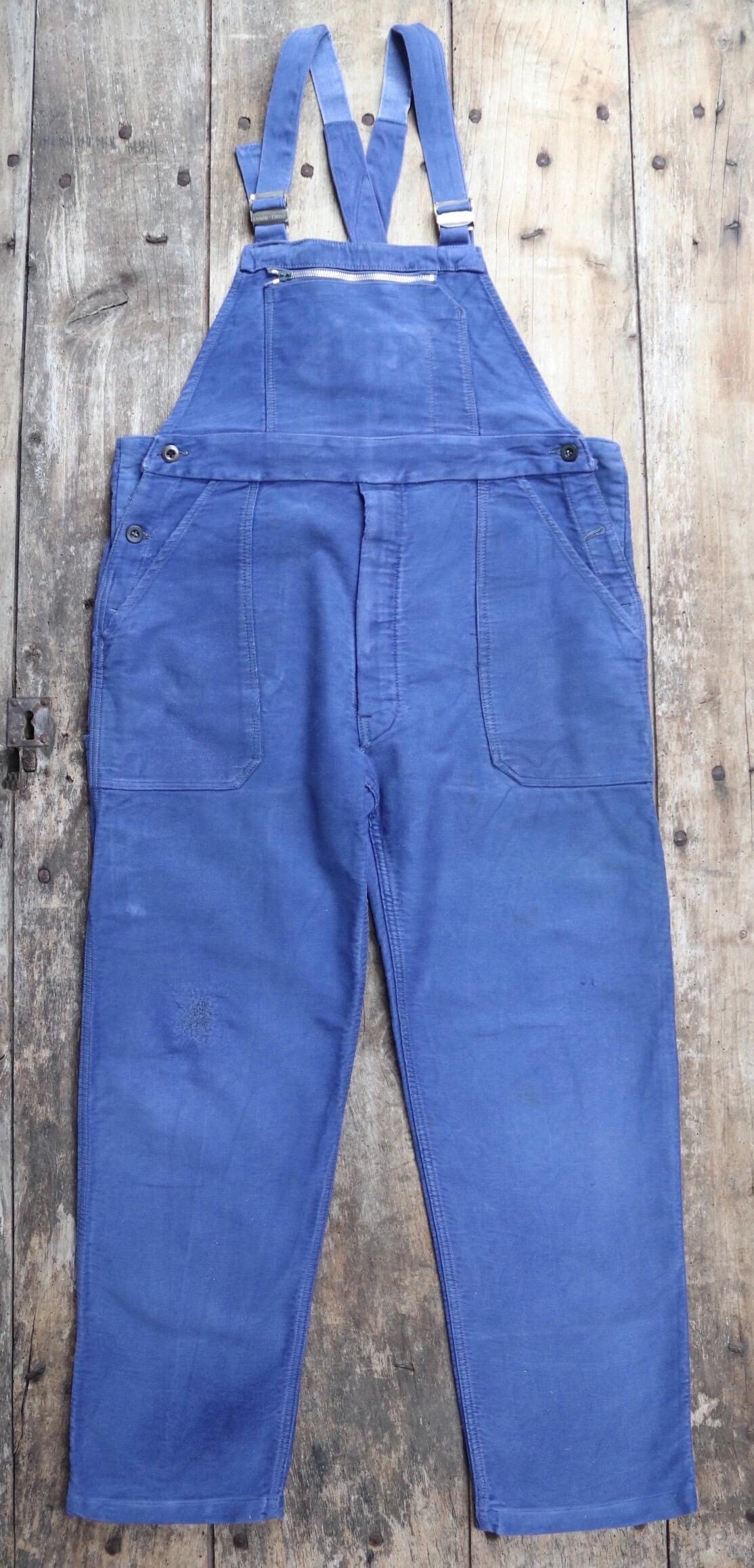 Vintage French workwear overalls dungarees moleskin work chore bib brace 39” x 28” bleu de travail repaired darned 1960s