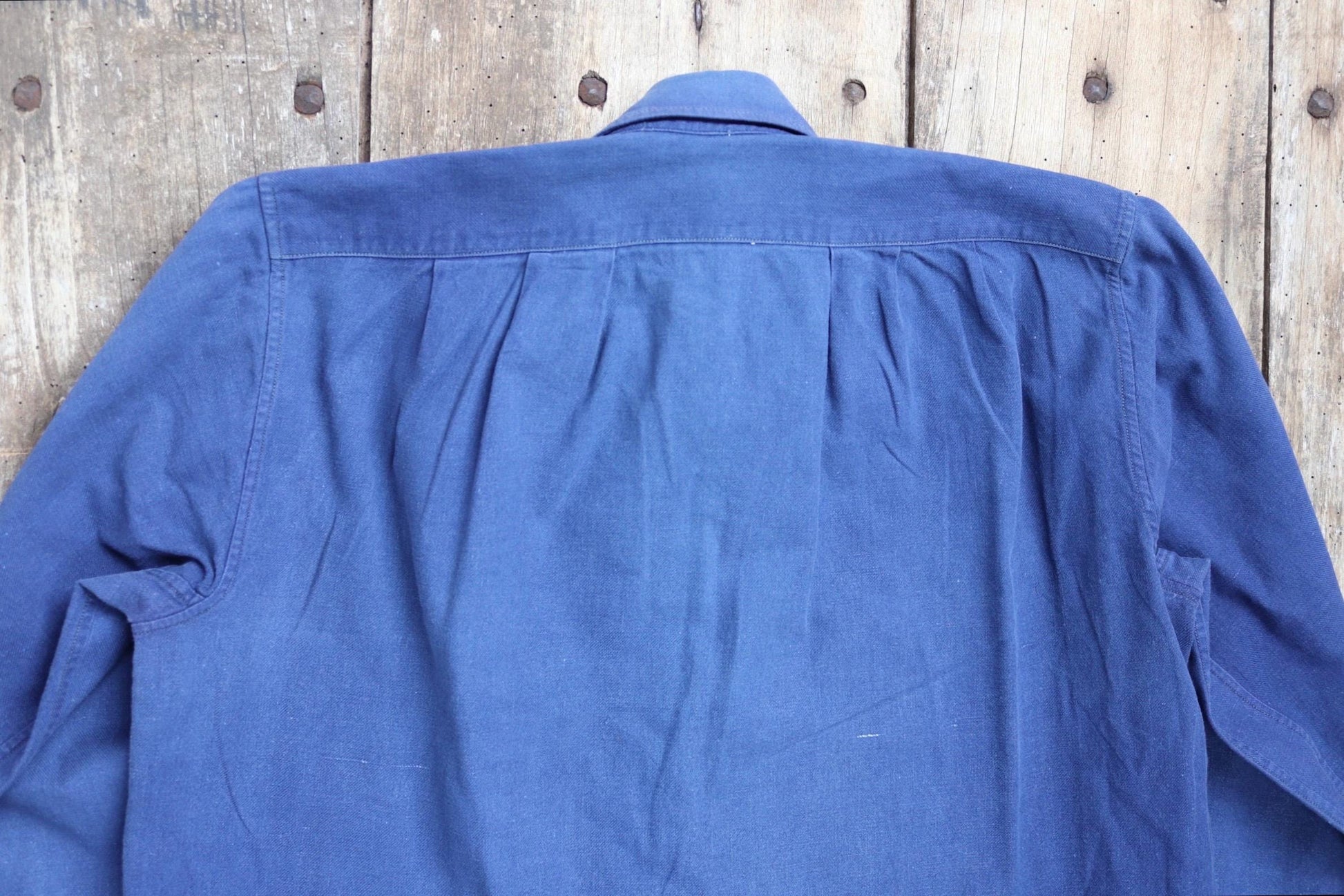 Vintage French workwear shirt 1940s indigo blue cotton work smock pop over 40” chest chore sun faded