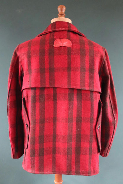Vintage 1930s 30s 1940s 40s red black plaid JC Penney buffalo plaid wool hunting mackinaw jacket 45” chest workwear work chore logger