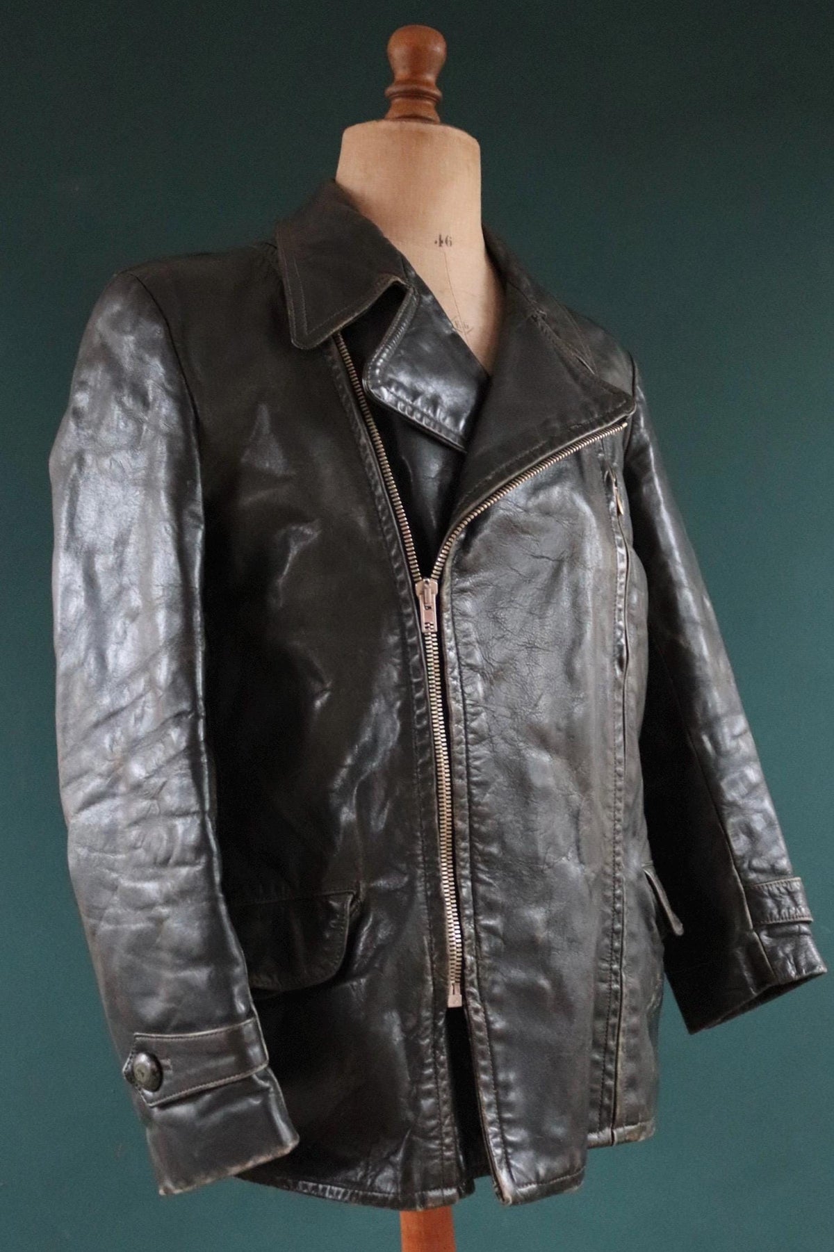 Vintage 1950s German horsehide leather jacket - 42" chest