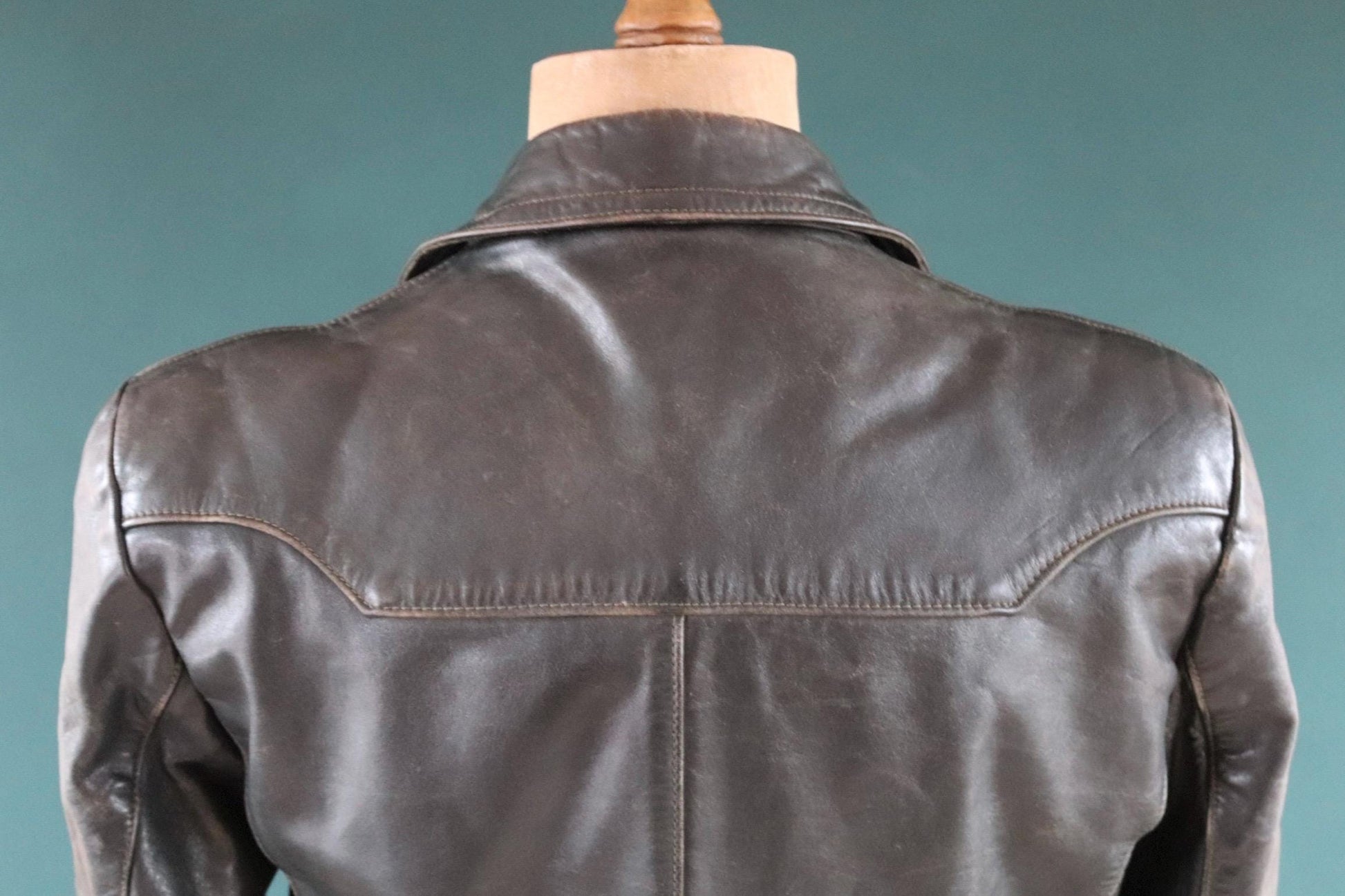 Vintage 1950s 50s 1960s 60s leather jacket German dark green horsehide biker motorcycle car coat 42” chest