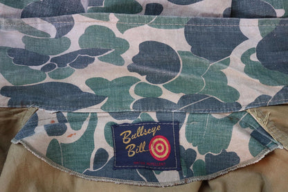 Vintage 1960s 60s Bullseye Bill camouflage camo forest woodland American hunting jacket duck cotton canvas 55" chest
