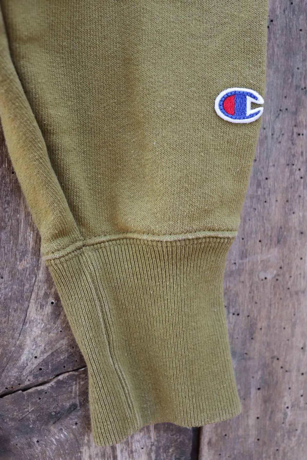 Vintage 1990s Champion sweatshirt - olive green - reverse weave sportswear - 39" chest