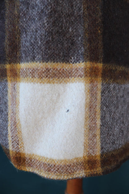 Vintage 1970s 70s his plaid checked cream brown camp shirt hiking camping CPO thick wool 48” chest logger workwear