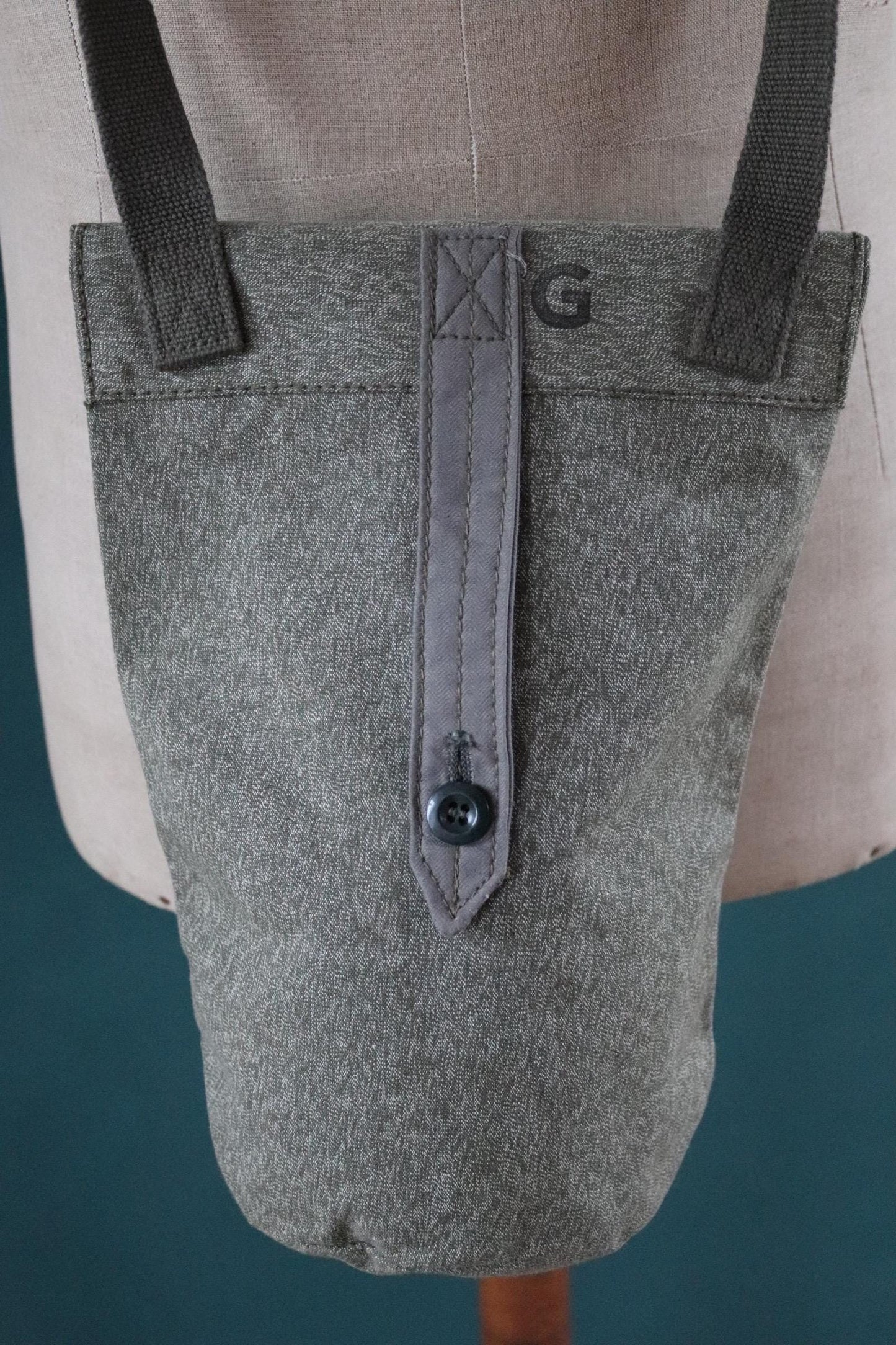 Vintage 1960s 60s Swiss army military salt pepper water bottle duffle shoulder belt bag cotton canvas hiking camping gear