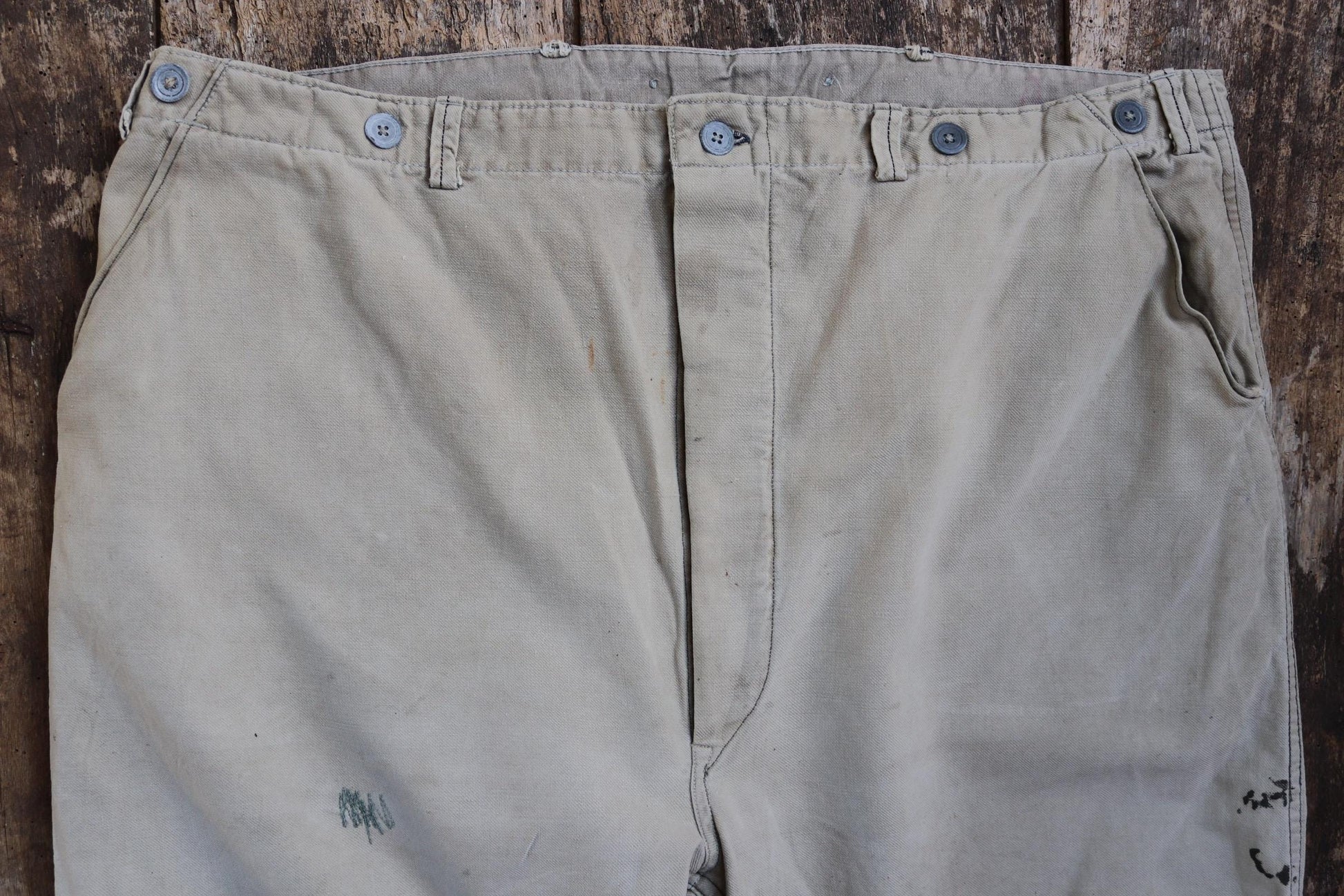 Vintage 1940s 40s 1950s 50s Swedish military cotton twill utility field trousers pants workwear work chore buckle cinch back 41” x 27”
