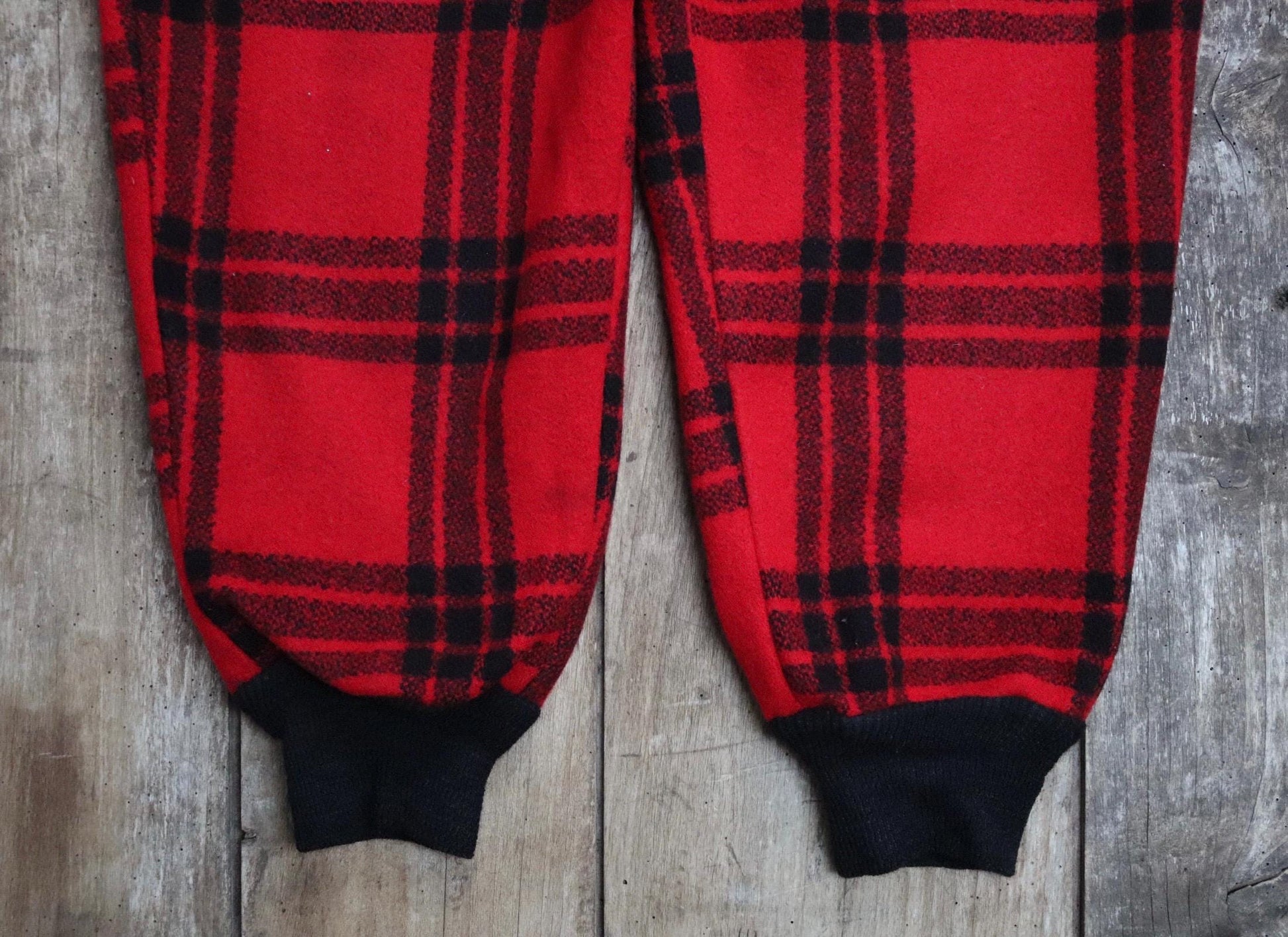 Vintage 1960s 60s JC Higgins Sears red black checked plaid wool hunting trousers breeches suspender buttons 38" x 30"