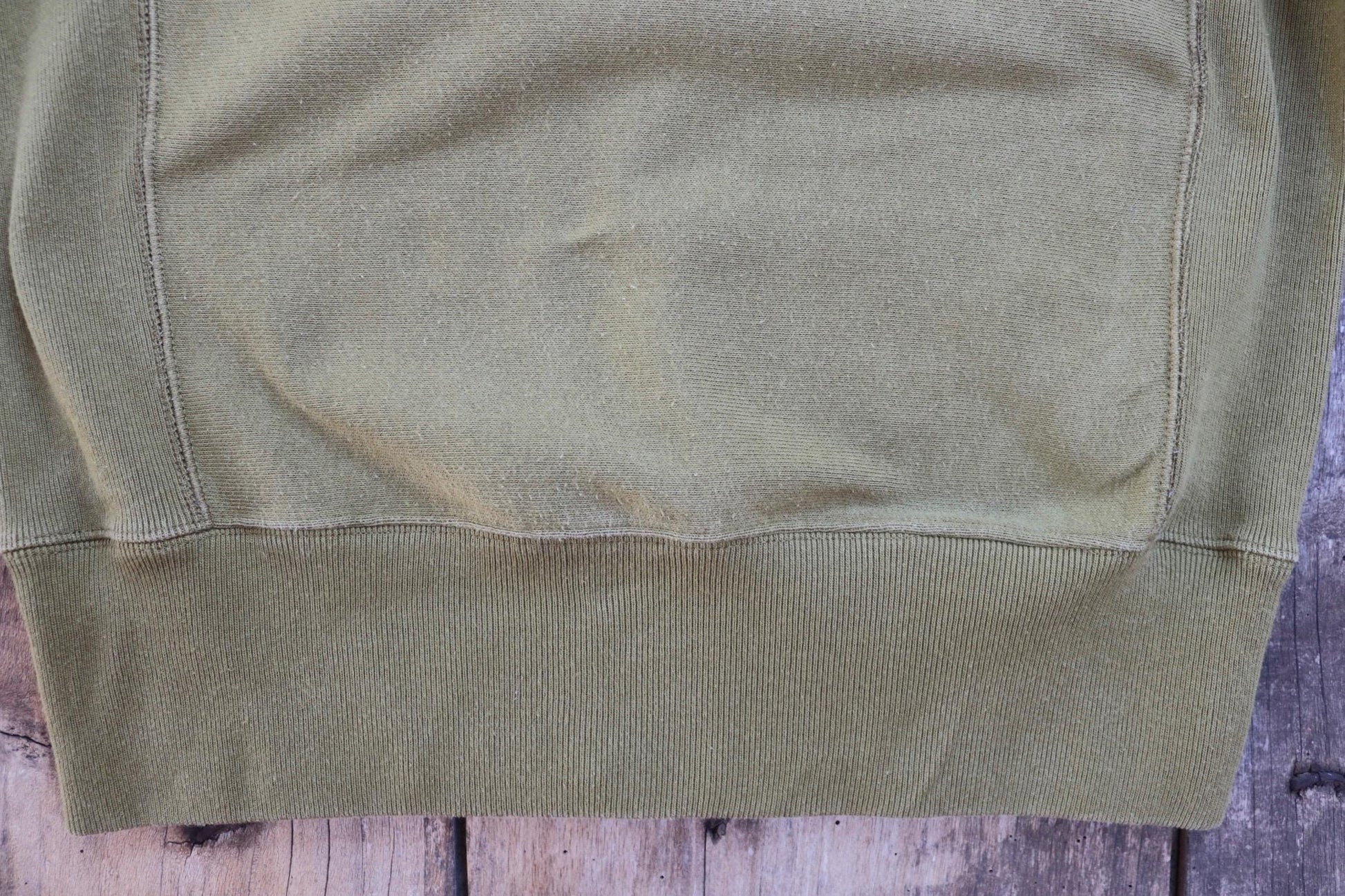 Vintage 1990s Champion sweatshirt - olive green - reverse weave sportswear - 39" chest