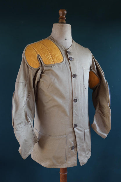 Vintage 1950s 60s shooting jacket - 10-X hunting rifle - 39” chest - half belt action back
