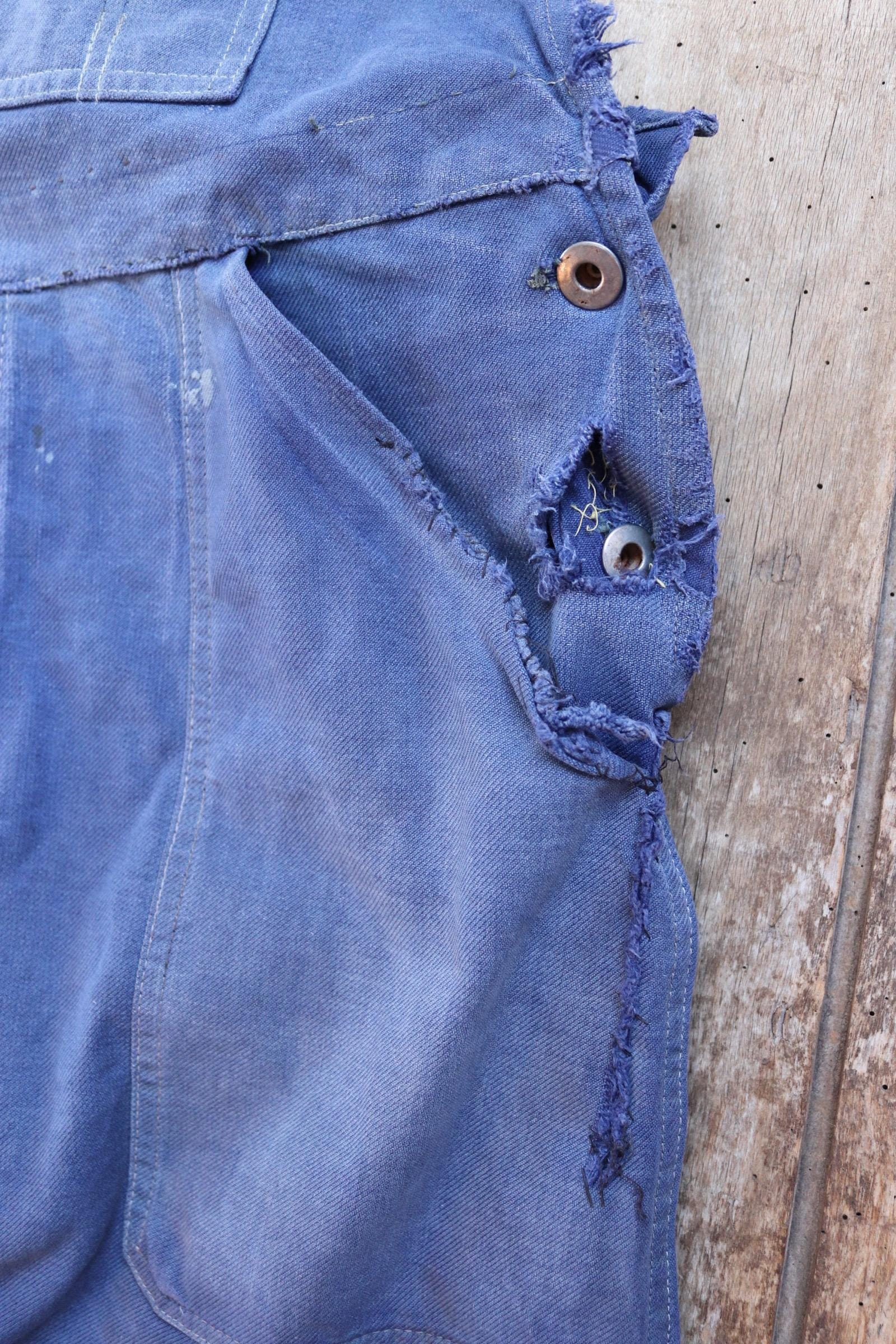 Vintage French workwear overalls dungarees Le Mont St Michel 1950s sun faded blue cotton twill work chore 42” x 26” darned repaired