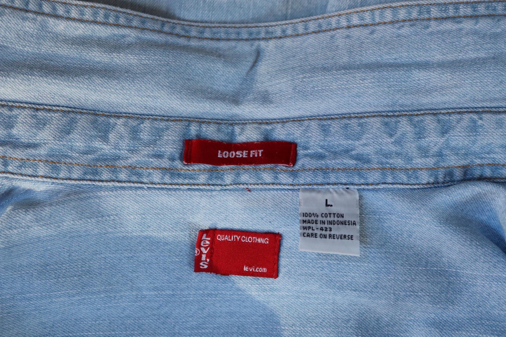 Vintage Levis Levi Strauss pale blue chambray denim shirt cowboy western 50" chest red tab