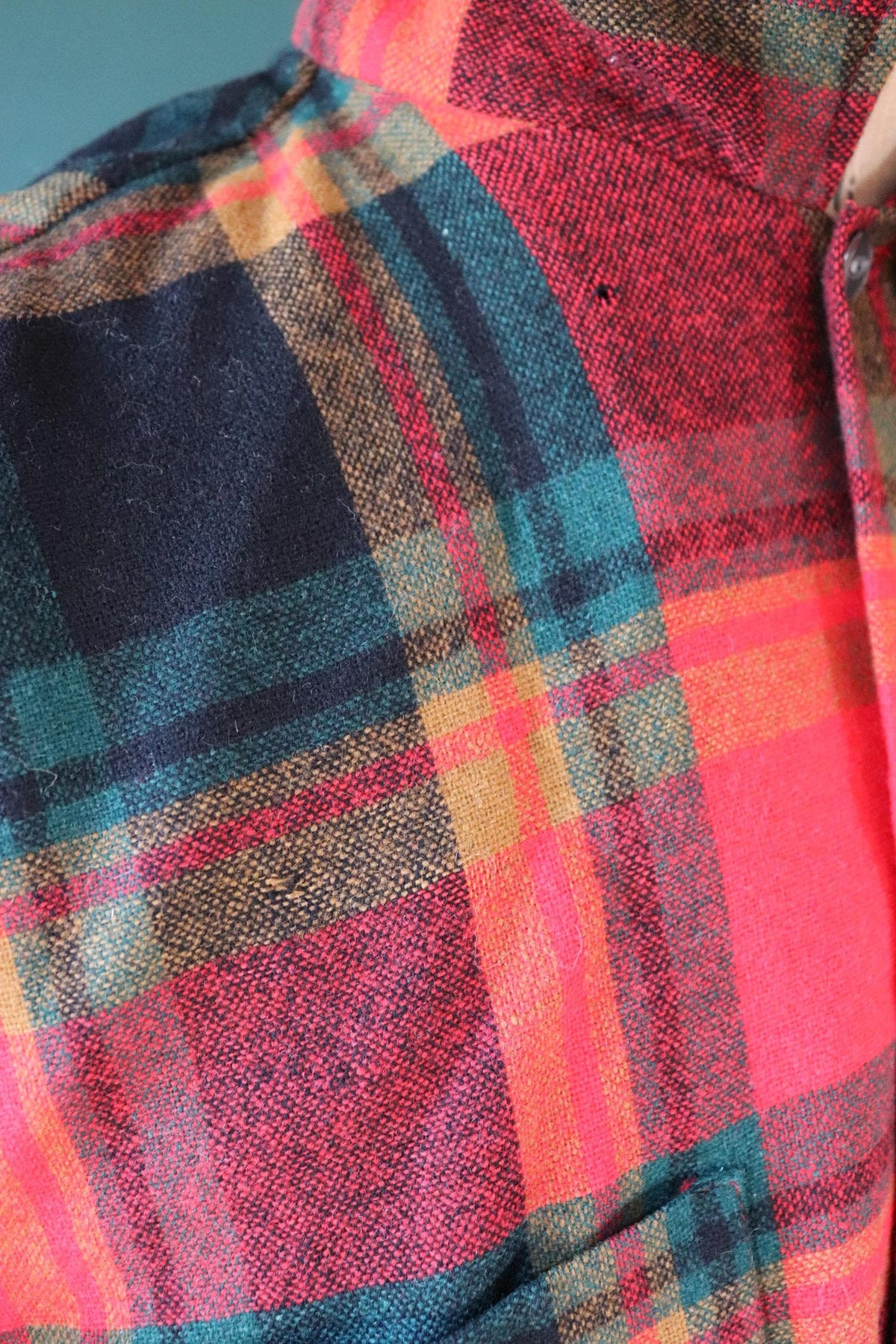 Vintage 1960s 70s workwear shirt - red green plaid - 48" chest