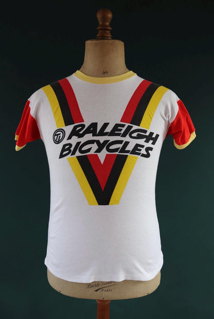 Vintage 1970s 70s red yellow black Raleigh Yeovil cycling centre t shirt top 36" chest made in England mod Tour de France