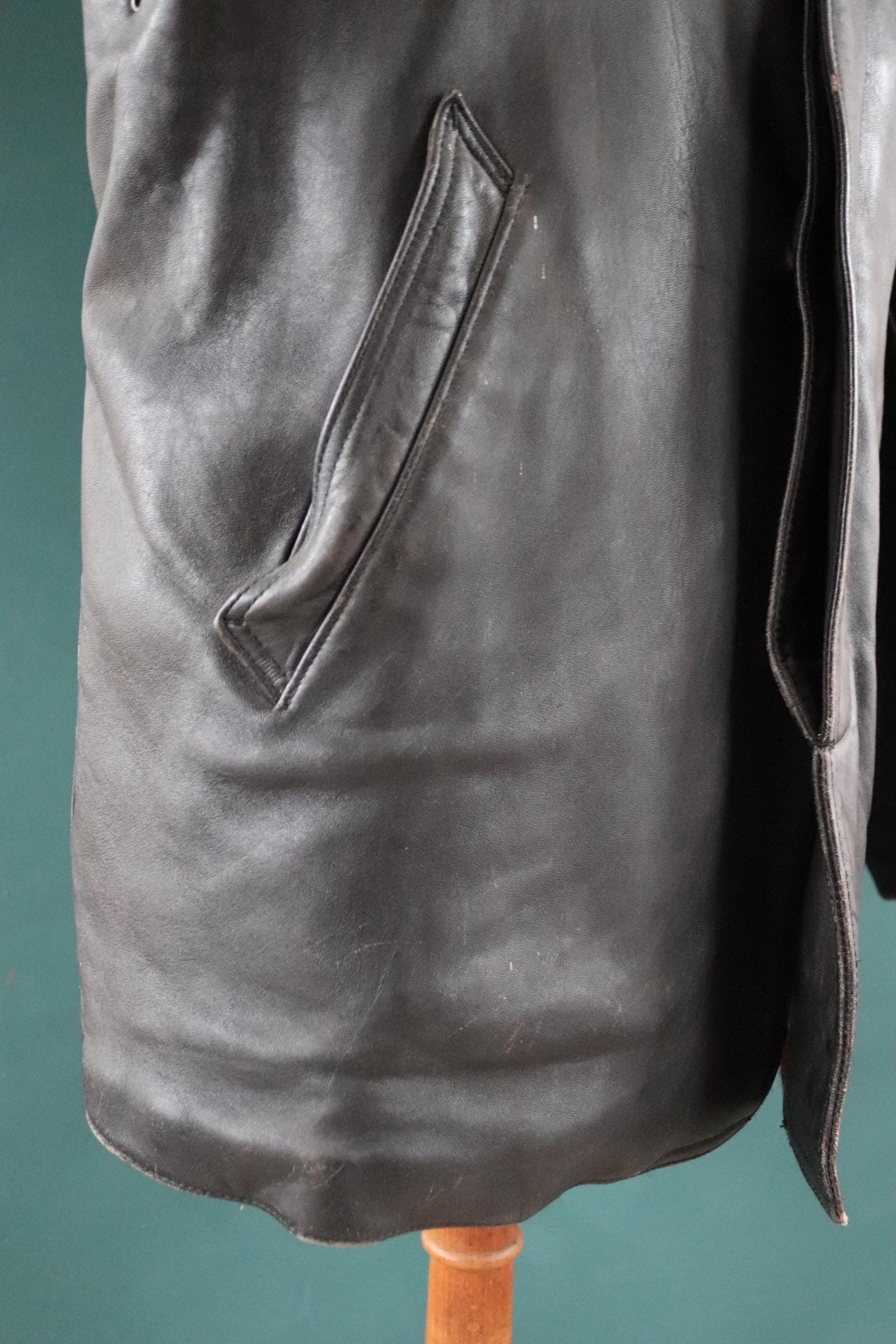 Vintage 1960s 70s French leather jacket - Le Corbusier style - firefighter workwear - 44” chest