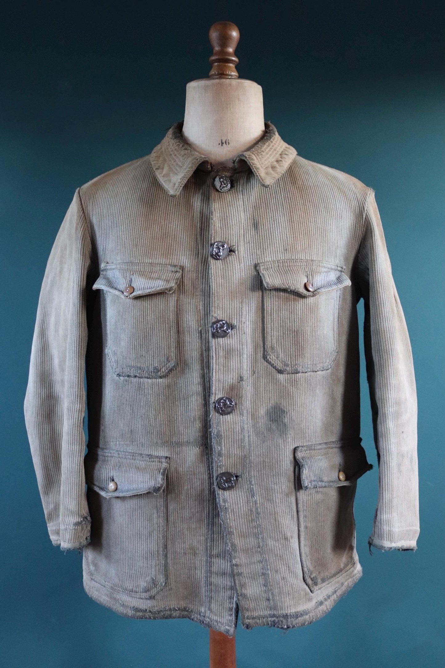 Vintage French workwear jacket 1950s grey coutil pique corduroy hunting work 44” chest venery animal scene buttons darned repaired