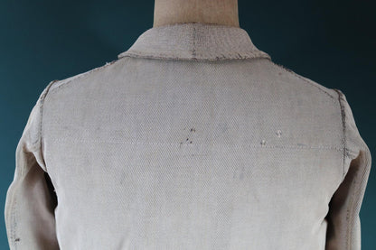 Vintage French workwear jacket 1930s 1940s grey pique briarproof hunting work 40” chest venery animal scene buttons darned