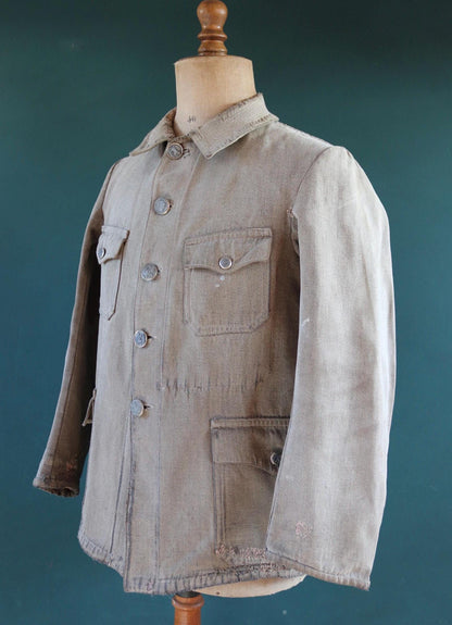 Vintage French work jacket 1930s 1940s grey pique briarproof hunting 42” chest venery animal scene buttons workwear darned
