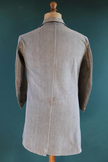Vintage French chore jacket - 1930s 40s workwear - salt pepper grey cotton long coat - factory overalls - 39” chest - repaired