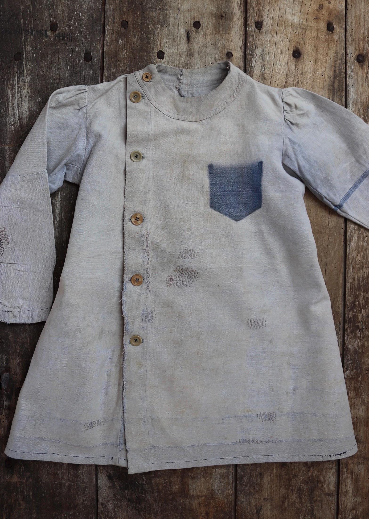 Vintage French workwear antique linen 1800s 1900s kids childrens faded indigo blue school dress smock 34” chest age 4 5 6