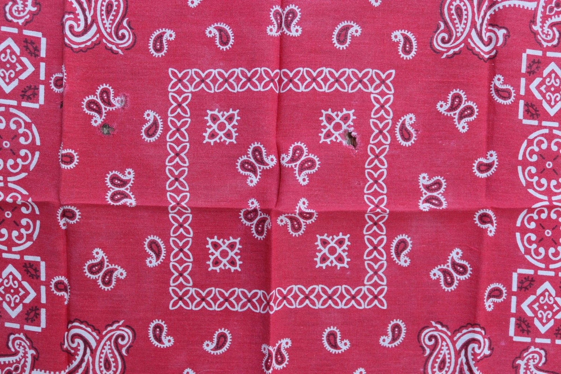 Vintage 1970s 70s turkey red printed bandana pocket square neckerchief cotton color colour fast workwear RN 16429