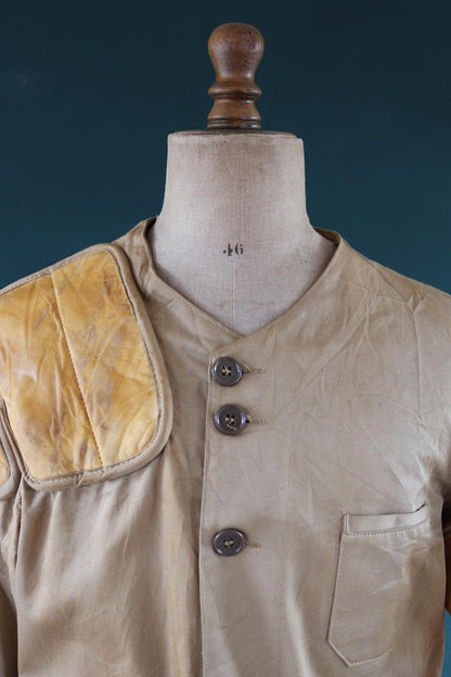 Vintage 1960s shooting jacket - chain stitch patch - 10-X hunting - rifle club - 44” chest - half belt workwear