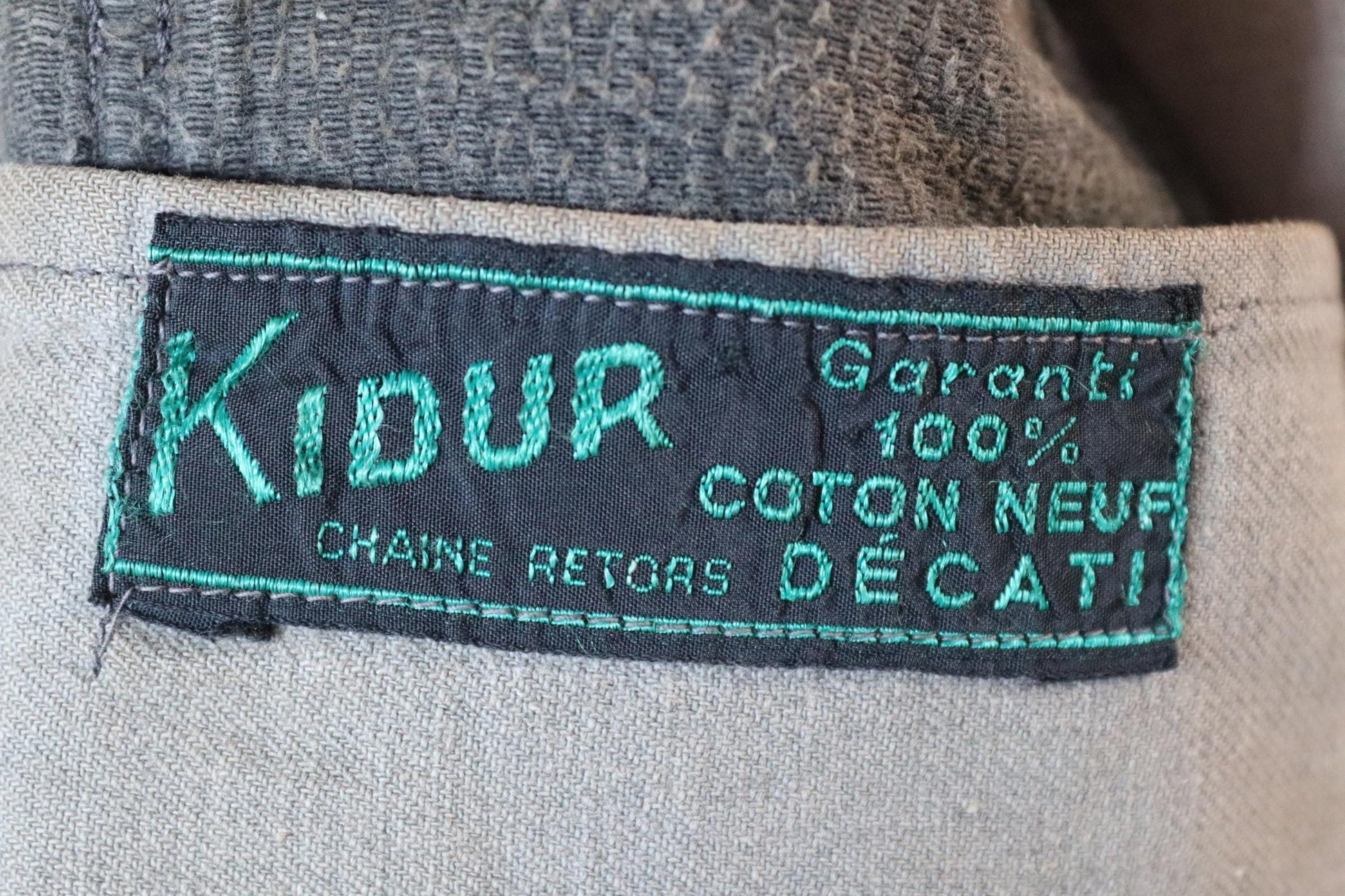 Vintage French workwear jacket 1950s grey coutil pique corduroy hunting work 44” chest venery animal scene buttons darned repaired