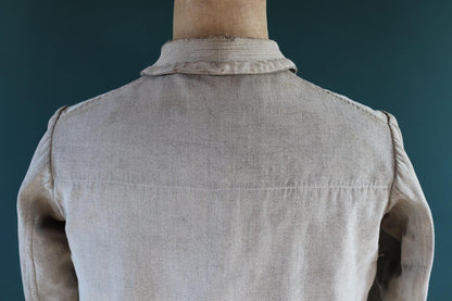 Vintage French work jacket 1930s 1940s grey pique briarproof hunting 42” chest venery animal scene buttons workwear darned