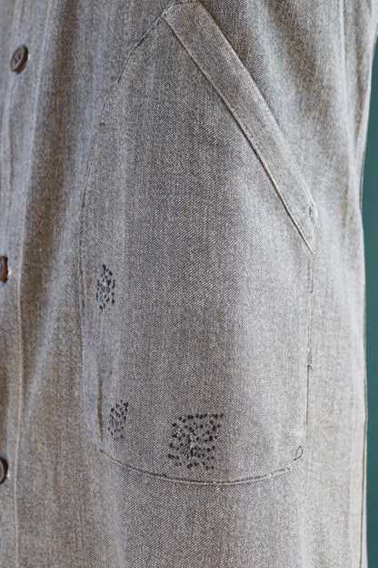 Vintage French chore jacket - 1930s 40s workwear - salt pepper grey cotton long coat - factory overalls - 39” chest - repaired