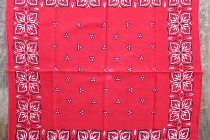 Vintage 1960s 60s turkey red printed bandana pocket square neckerchief cotton color colour fast workwear RN 14133