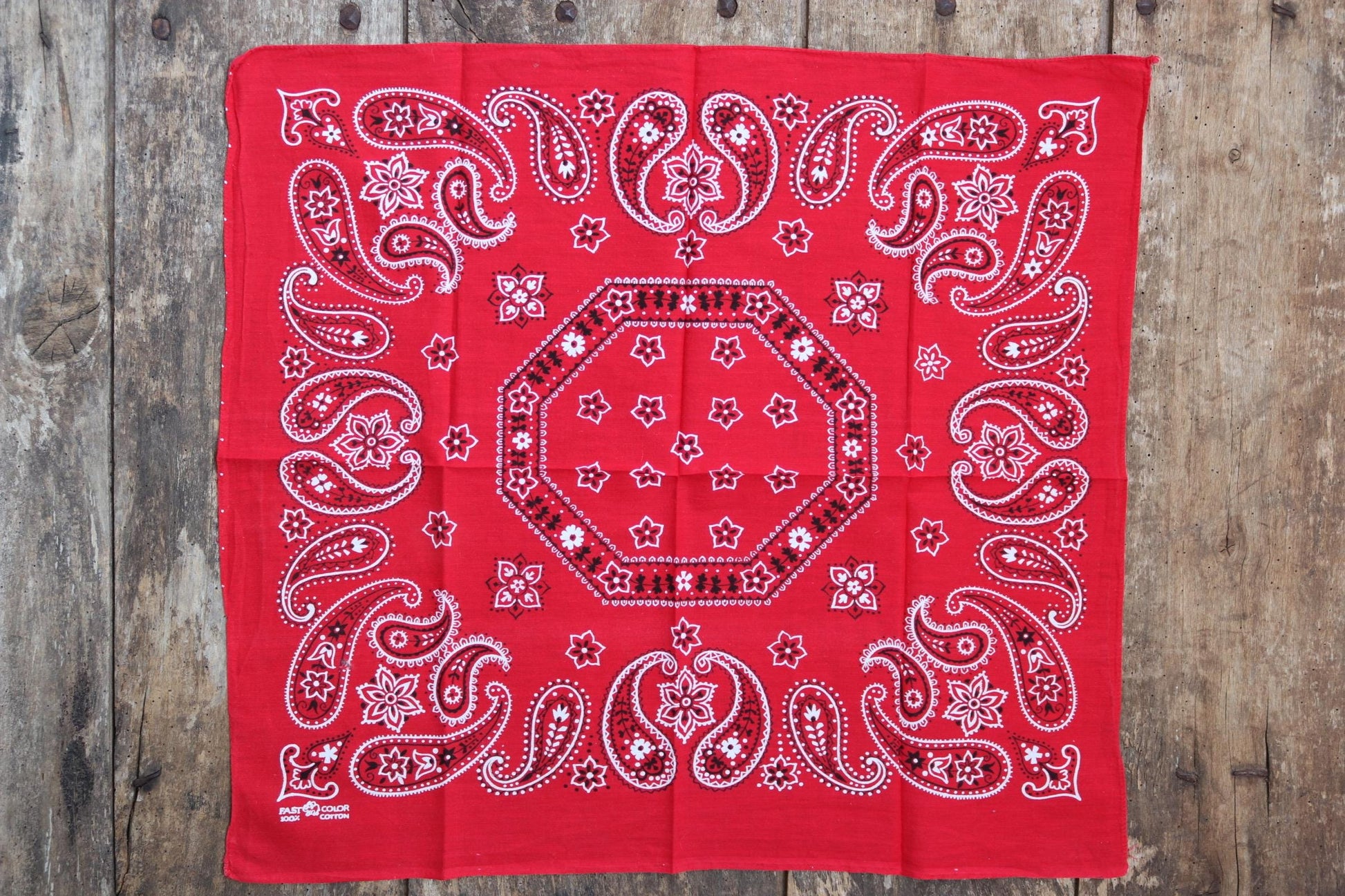 Vintage 1960s 60s trunk up Elephant brand cotton colourfast colorfast turkey red bandana pocket square neckerchief paisley Davis Catterall