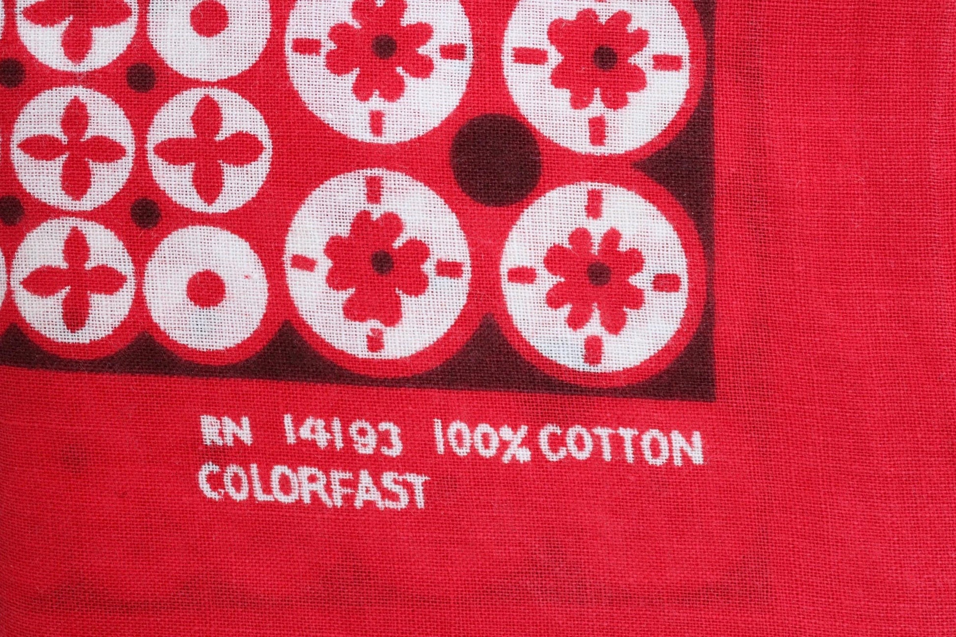 Vintage 1960s 60s 1970s 70s turkey red printed bandana pocket square neckerchief cotton color colour fast workwear RN 14193