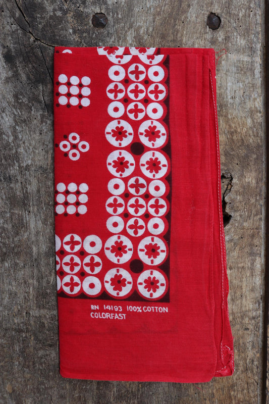 Vintage 1960s 60s 1970s 70s turkey red printed bandana pocket square neckerchief cotton color colour fast workwear RN 14193