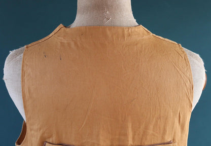 Vintage 1970s 80s utility vest - duck cotton waistcoat - hunting workwear - 44” chest