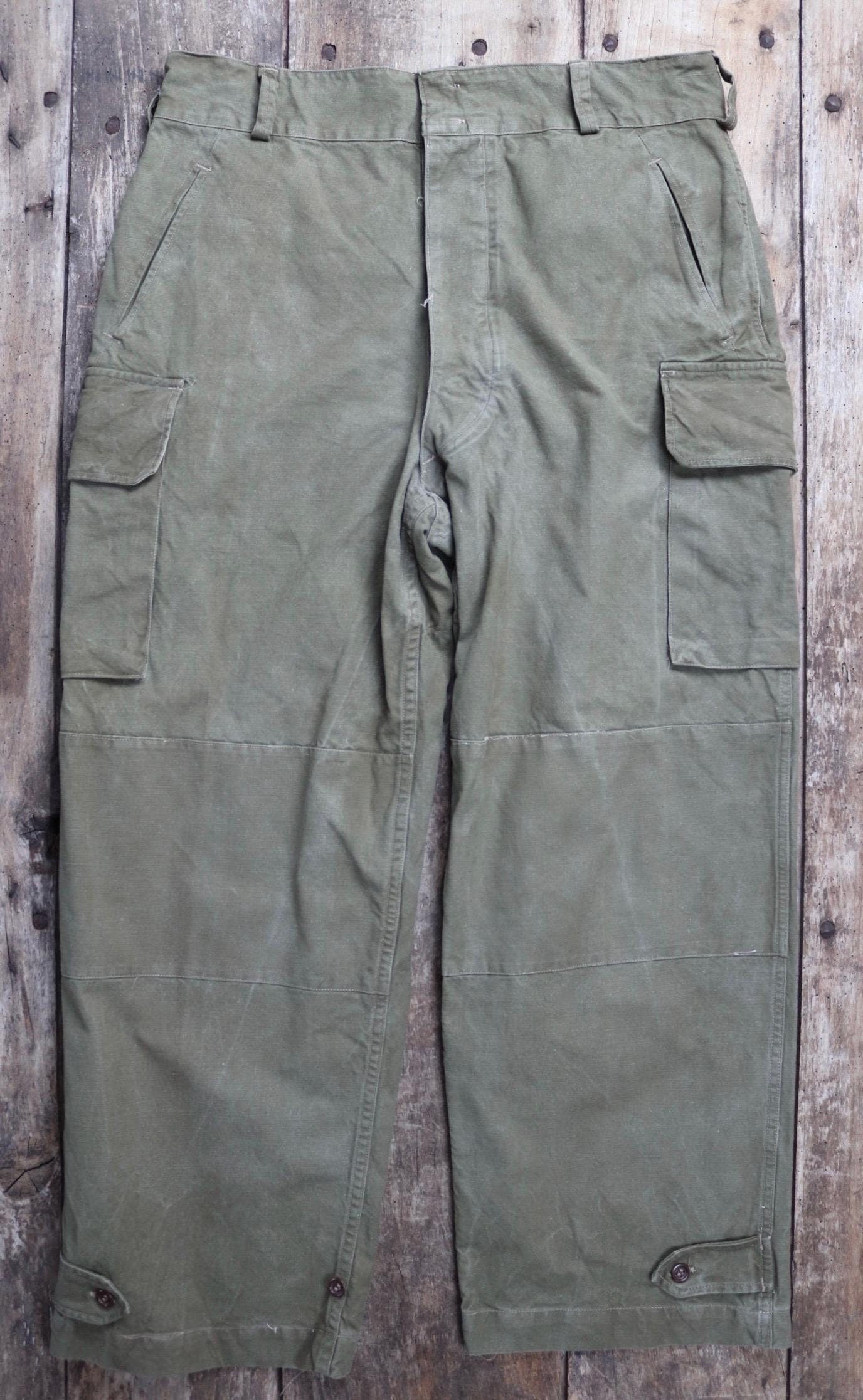Vintage French workwear trousers cargo pants 1940s 1950s M47 M-47 khaki green cotton overalls army military 37” x 29” work chore