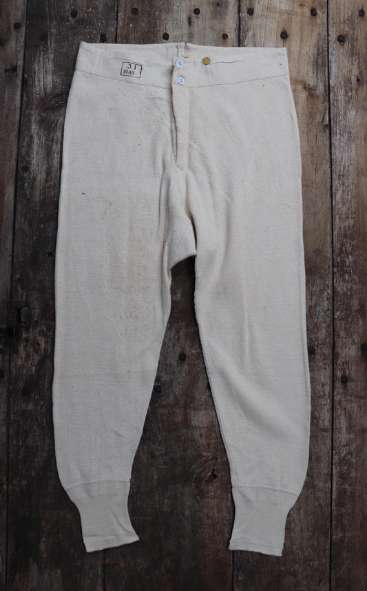Vintage 1940s WW2 underwear - unworn long johns - Swedish army military - ecru white fleck ribbed cotton - thermal loungewear - 34" x 26"