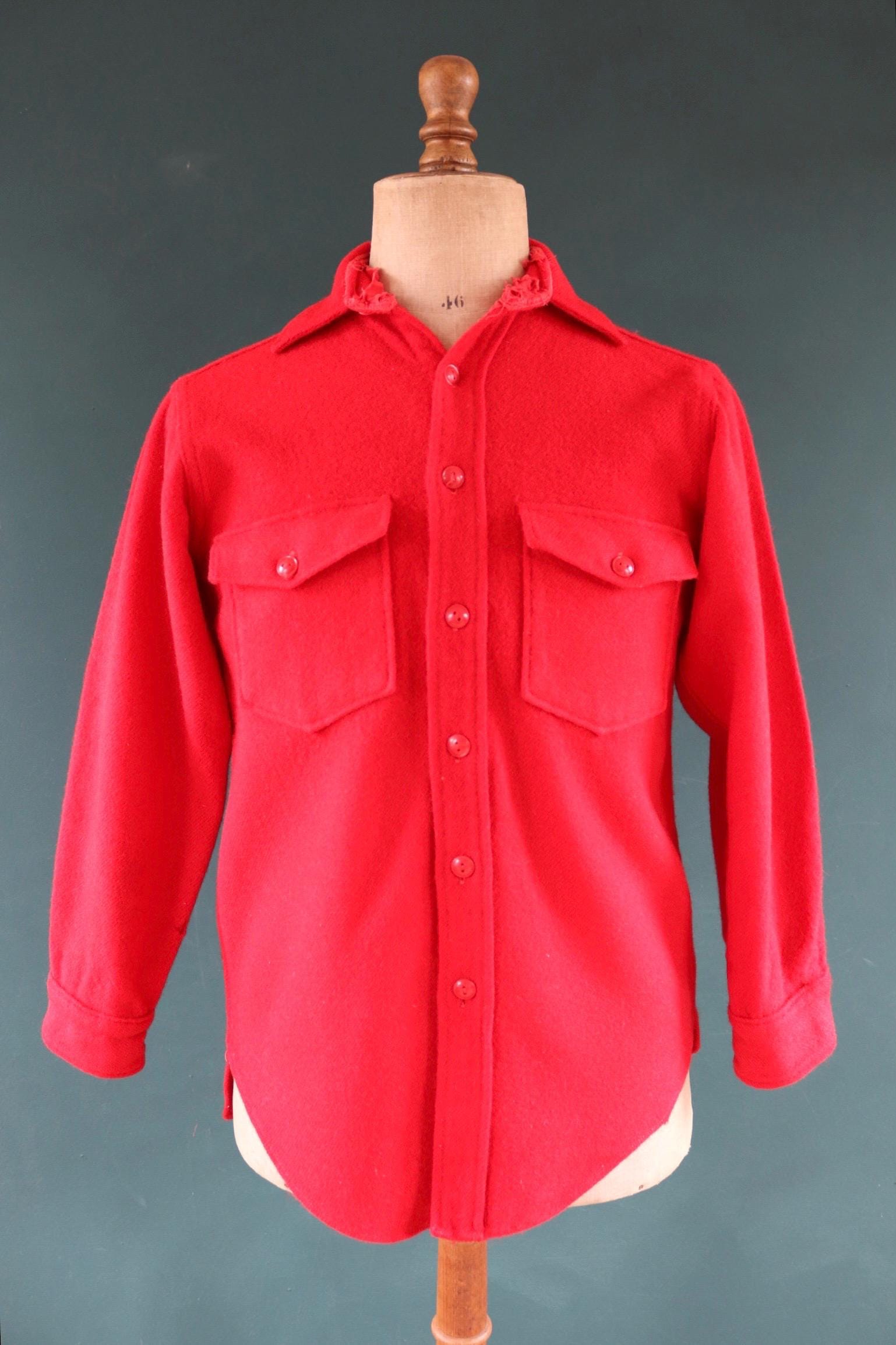 Vintage Woolrich wool shirt 1950s plain red camp camping hiking 40” chest