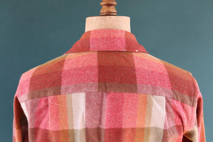Vintage Penneys Towncraft wool shirt plaid 1960s 1970s pink green brown check 45” chest loop collar