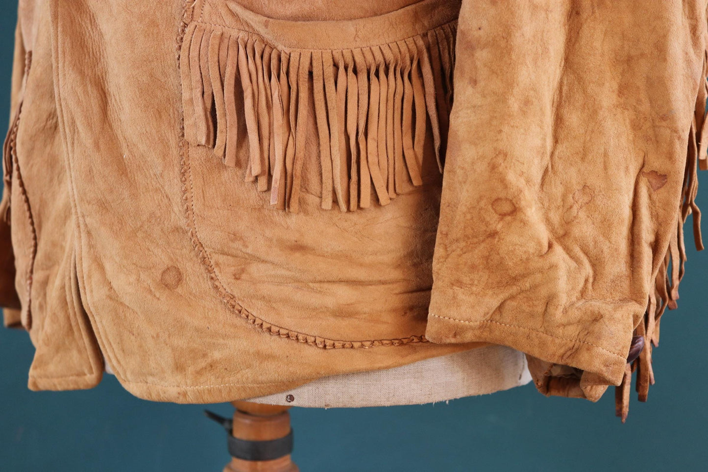 Vintage buckskin suede tassel jacket 1940s Western cowboy 42” chest California Sportswear