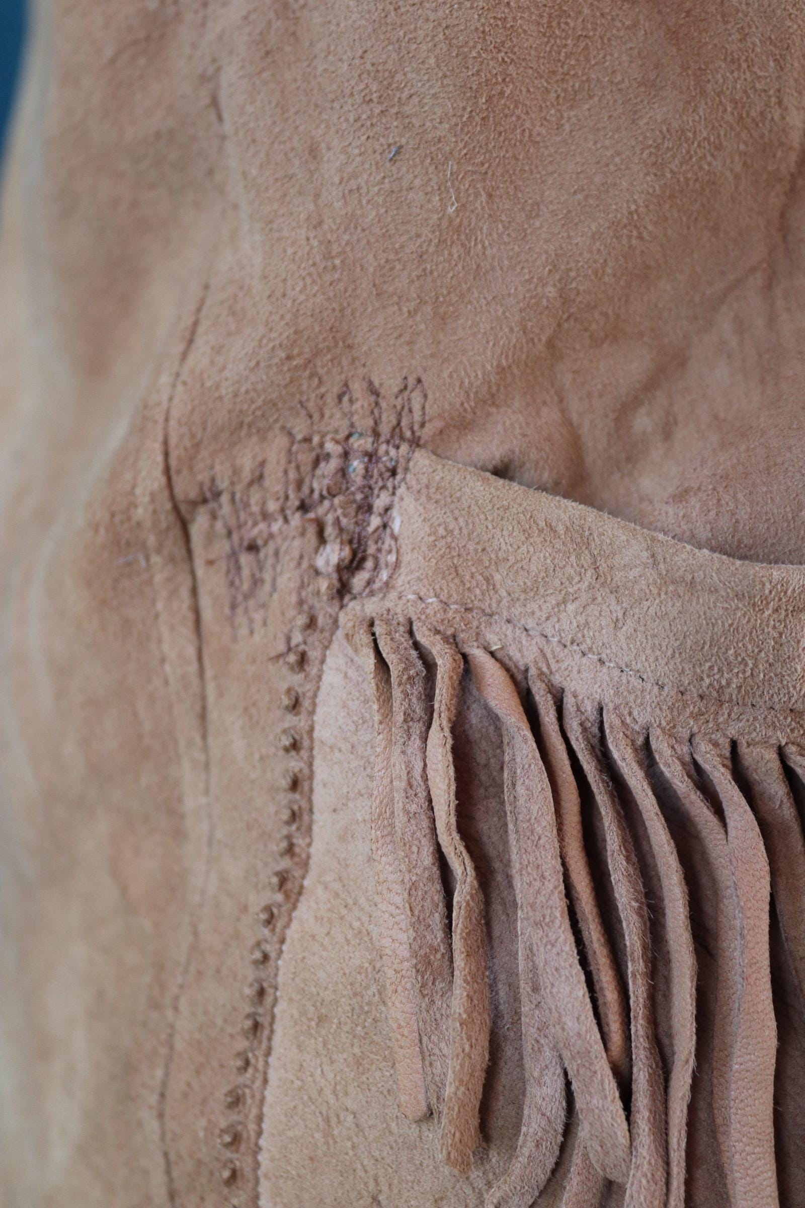 Vintage buckskin suede tassel jacket 1940s Western cowboy 42” chest California Sportswear